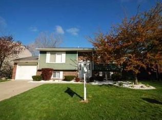 1839 Manchester Dr, Ypsilanti, MI 48198