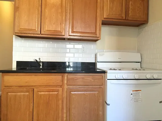 Rented by Bohemia Realty Group | media 19