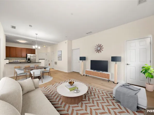 1112 Riverview Ave #112, Englewood, NJ 07631