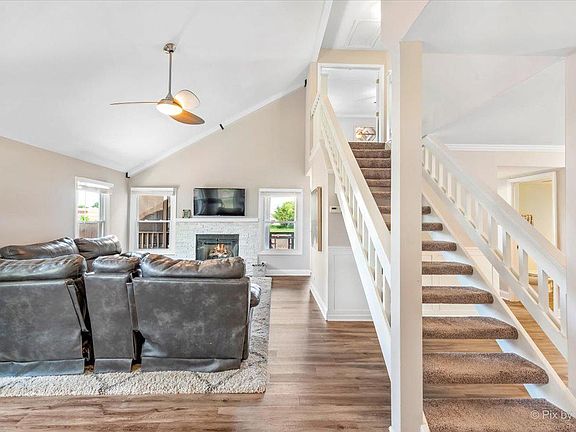5th image of 1151 Bradbury Cir