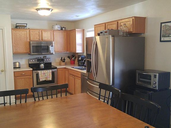 5th image of 105 Salem Ln