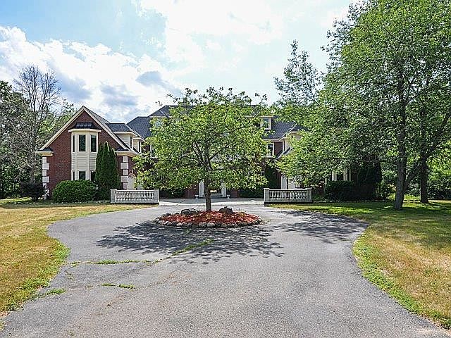 1st image of 7743 Huron River Dr