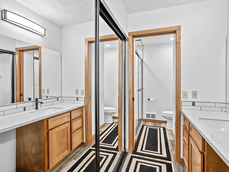 113 S Neyland Ave — Photo 20