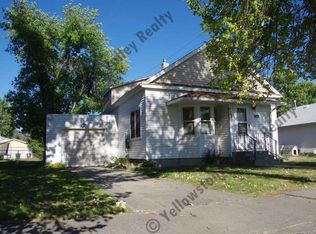 155 N 5th Ave, Forsyth, MT 59327