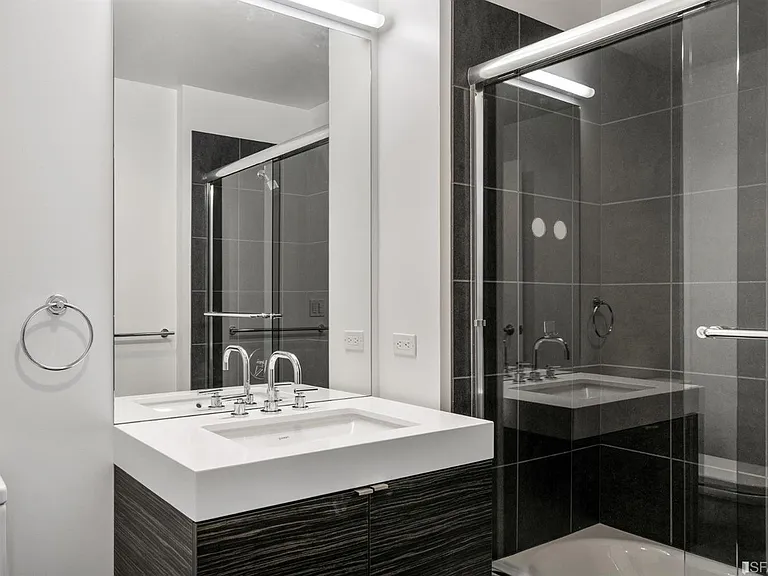 1688 Pine St #W1002 — Photo 28