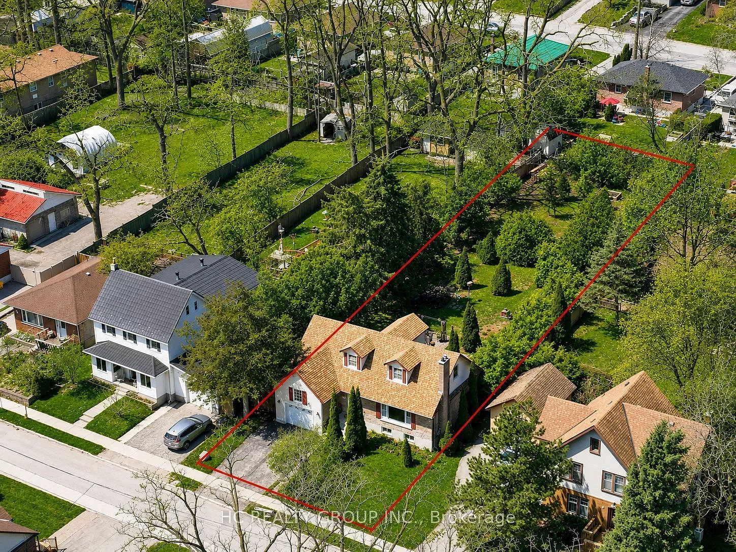5 bed, $3,100 — Photo 2