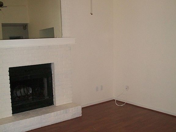 2nd image of 3147 Oak Hammock Ct