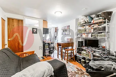 Rented by Wave Real Estate Group