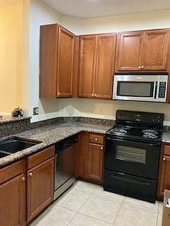 1st image of 1571 SE Wilshire Place #101