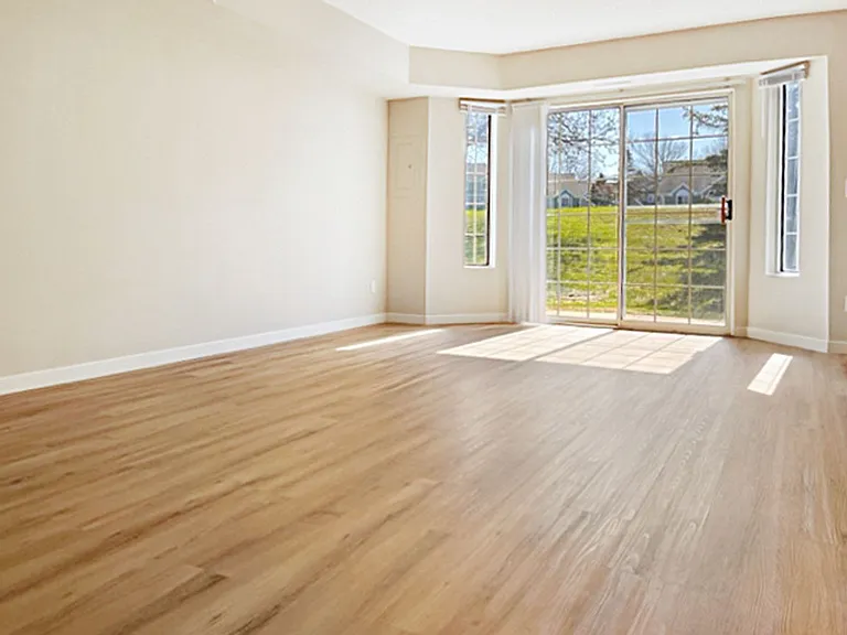 Woodlane Place Townhomes — Photo 31
