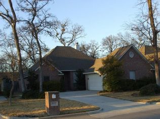 5941 Riverbend Pl, Fort Worth, TX 76112