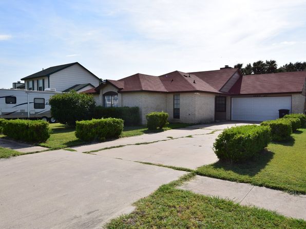 1909 Kingwood Dr