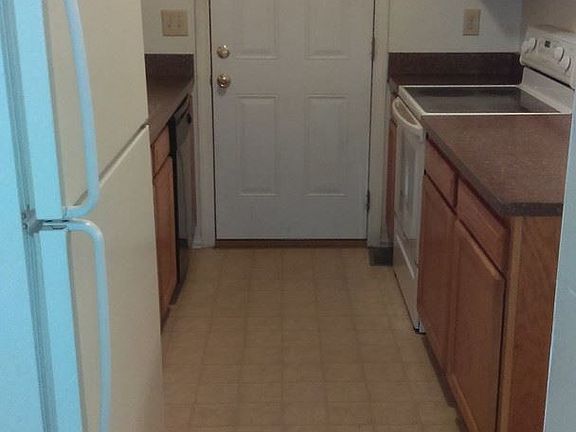 4th image of 3552 Golden Meadows Ct