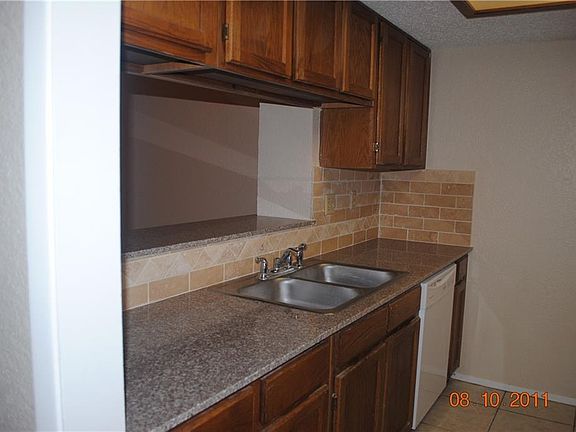 2nd image of 12405 Deer Falls Dr #B