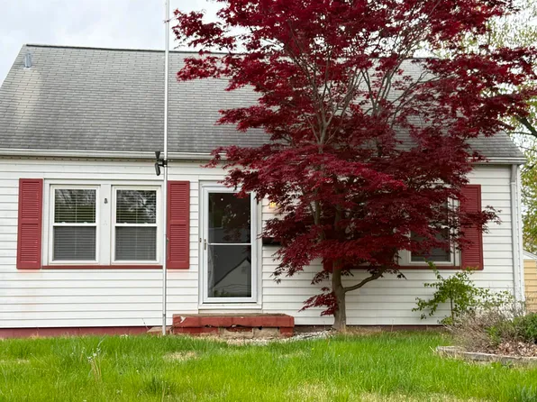 3124 N Parish Ave, Peoria, IL 61604