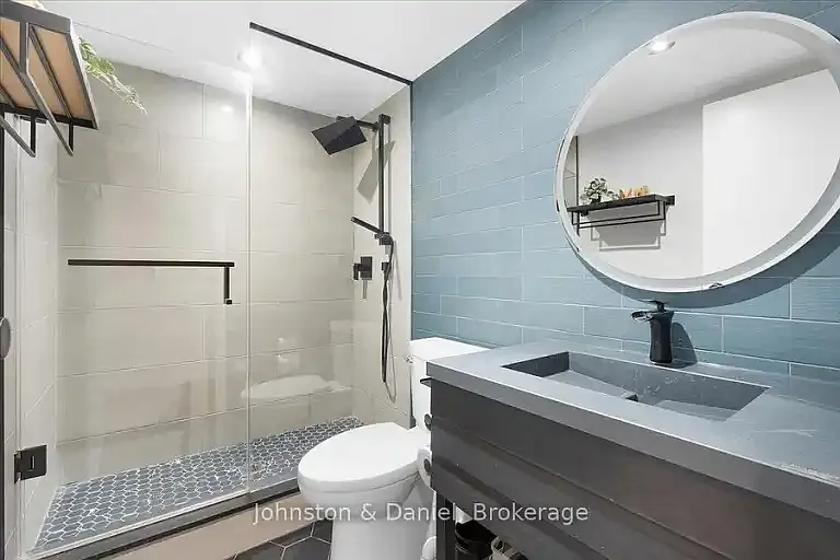 80 Front St E #518