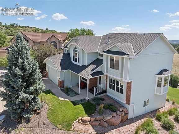 4th image of 8485 Edgemont Way