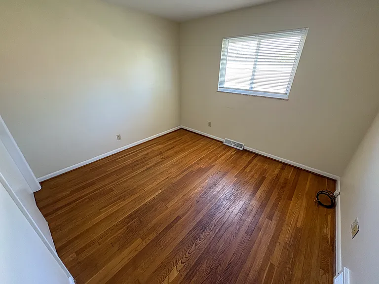 3251 Tremont Rd — Photo 7