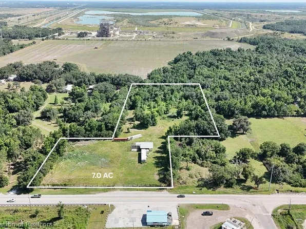 4635 State Road 62, Bowling Green, FL 33834
