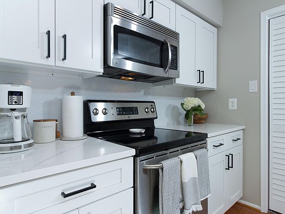 5th image of 3312 Wyndham Cir APT 202