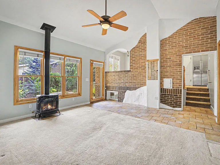 2040 S Ogden St — Photo 13
