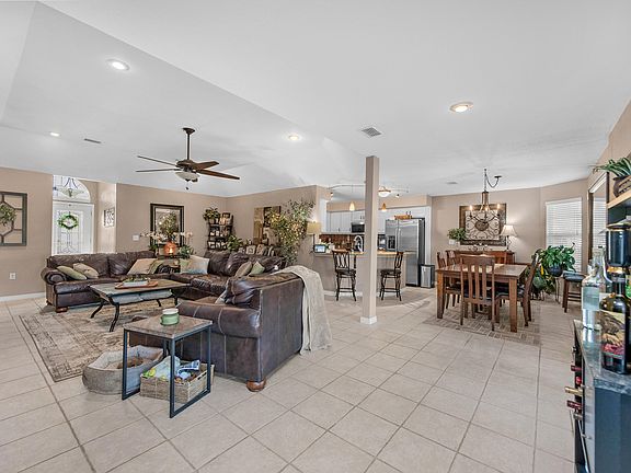 4th image of 1984 Pine Ranch Dr