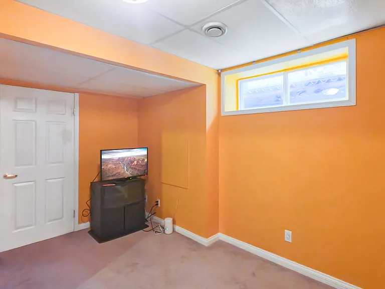 171 Taravista St NE — Photo 16