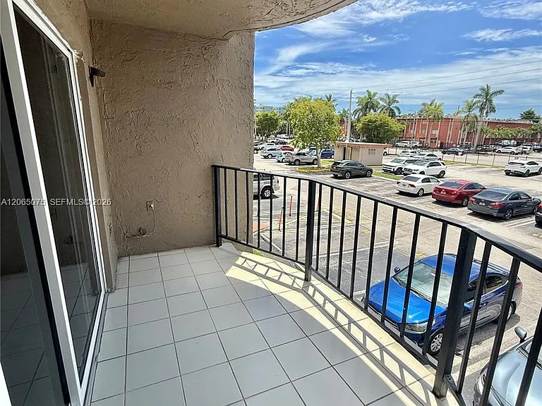 5201 NW 7th St #202 — Photo 5
