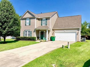 4686 Carlton Ct, Walkertown, NC 27051
