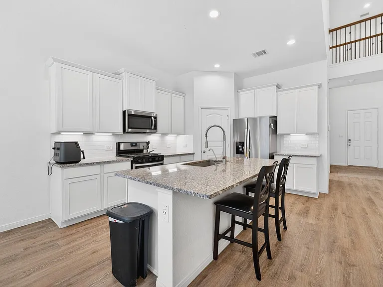 1502 Crystal Falls Dr — Photo 16