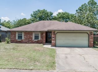 1500 N 26th Pl, Broken Arrow, OK 74014