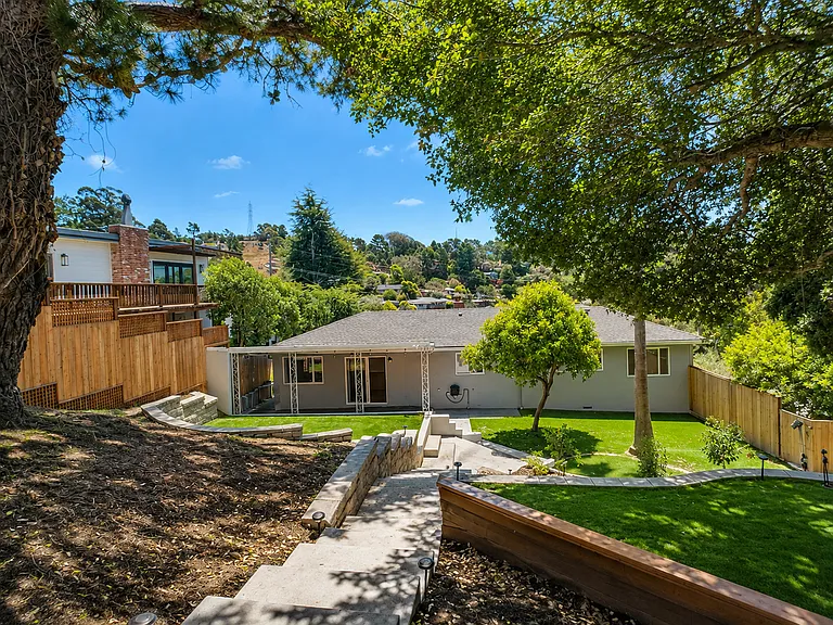 44 Millay Pl — Photo 30