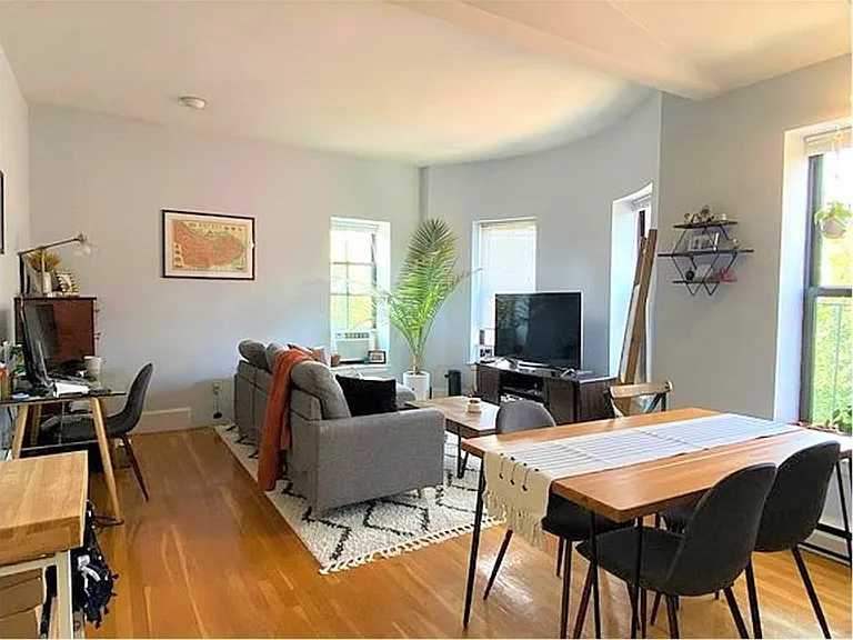 533 Columbus Ave #7 — Photo 2