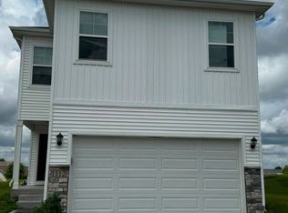1112 Cove St SE, Bondurant, IA 50035