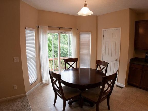 4th image of 2771 Chopin Dr