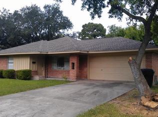 10806 Cedarhurst Dr, Houston, TX 77096