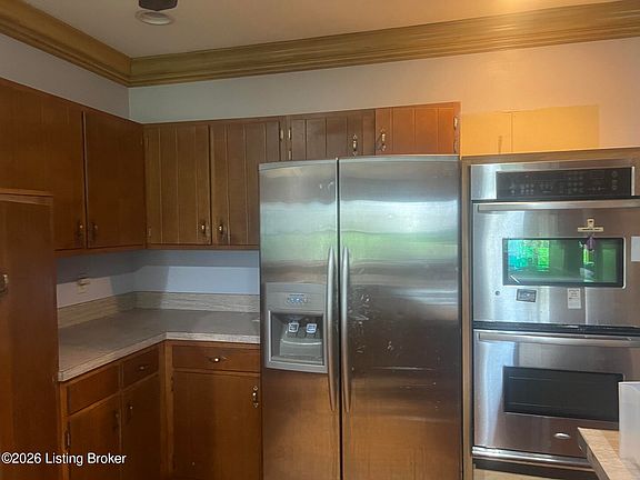 4th image of 2209 Bashford Manor Ln