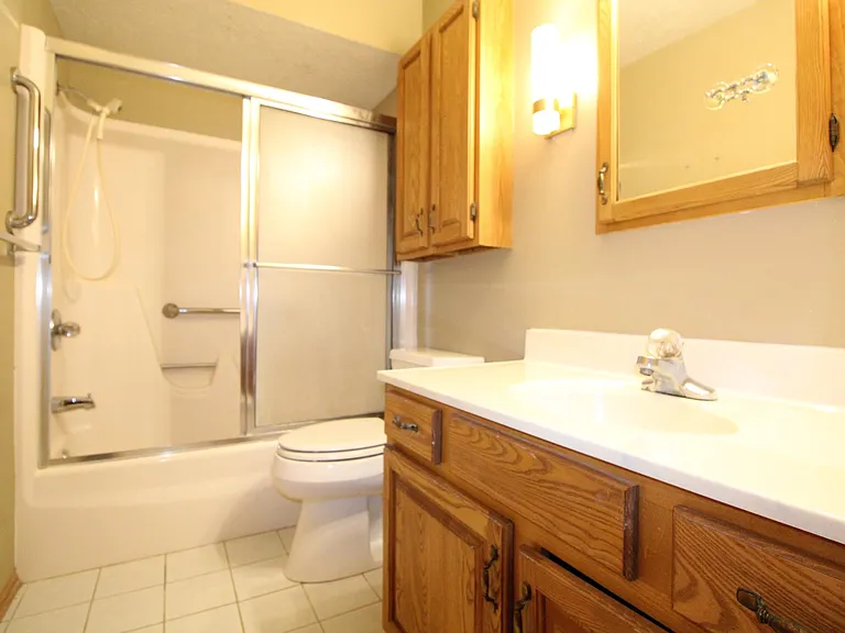 7261 Hyperion Point — Photo 32