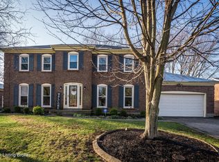 10504 Lawrencekirk Ct, Douglass Hills, KY