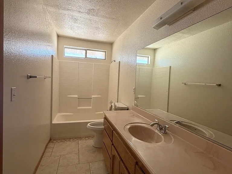 20986 Cayuga Rd — Photo 12