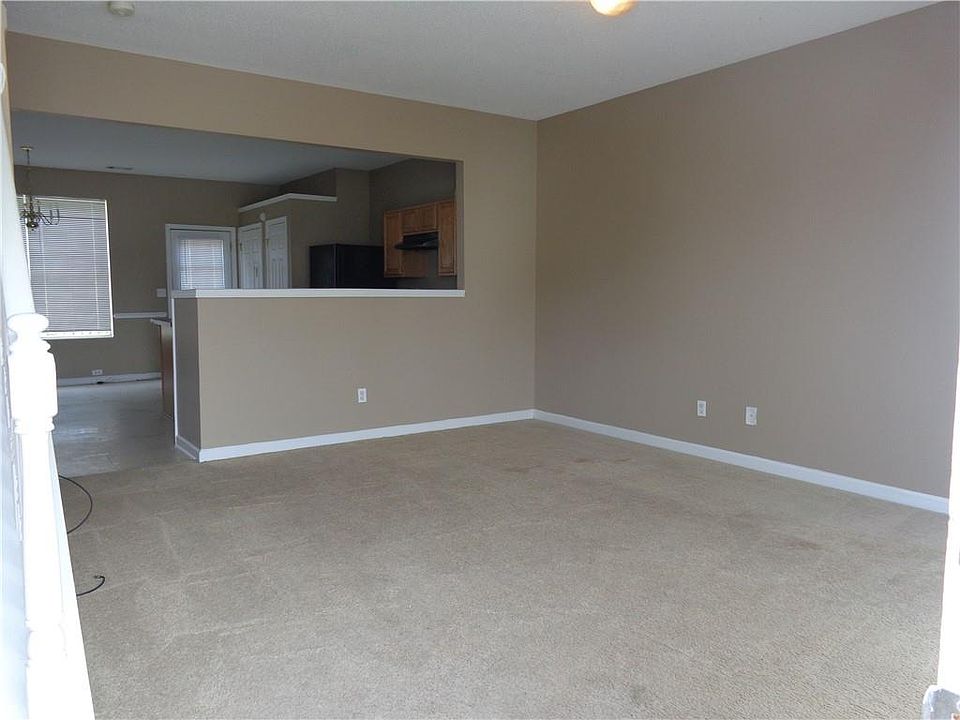1st image of 2678 Parkway Trl