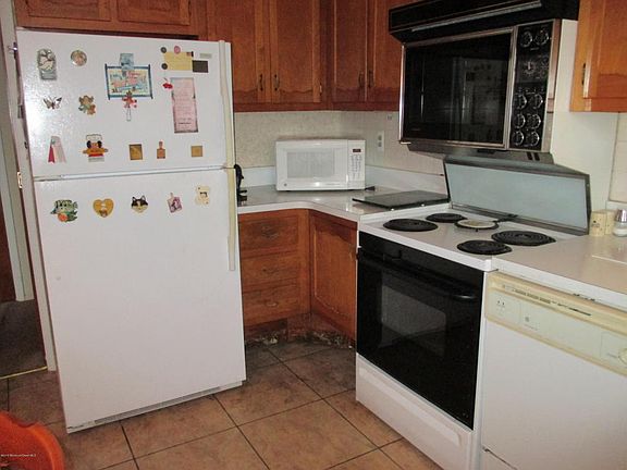 5th image of 187A Sterling Ct #100A