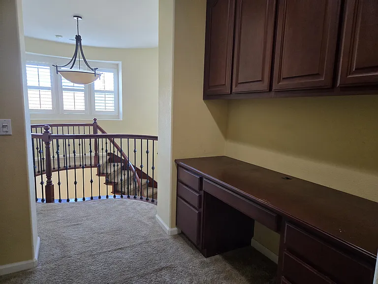 1037 Morning Glory Way — Photo 6