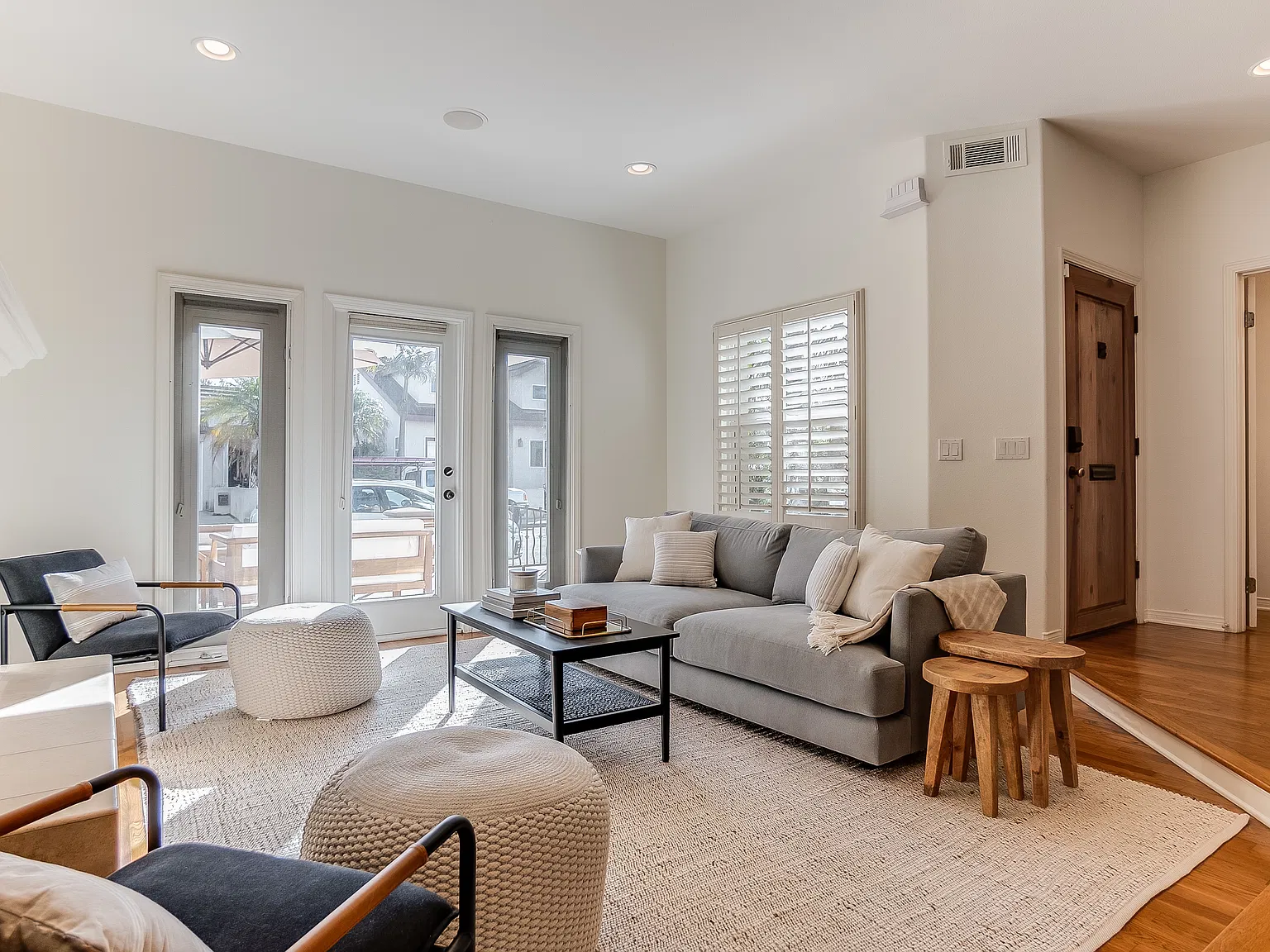 41 Santa Ana Ave — Photo 2