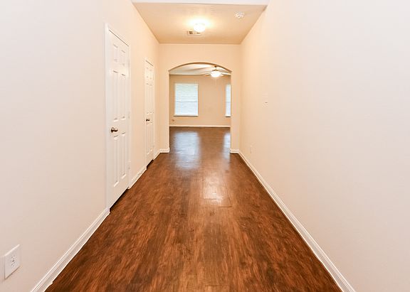 5th image of 12163 Pia Dr