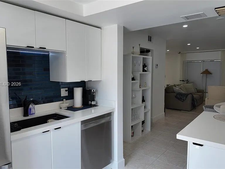 1845 NW 4th Ave #17 — Photo 21