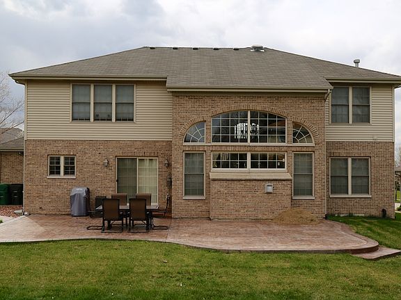 2nd image of 15537 S Elder Ct