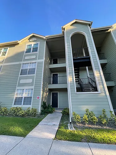 2550 N Alafaya Trl Photo 1