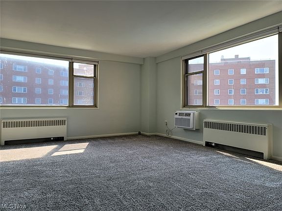 5th image of 11820 Edgewater Dr APT 709