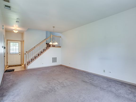 4th image of 1216 Arapaho Ct #1216